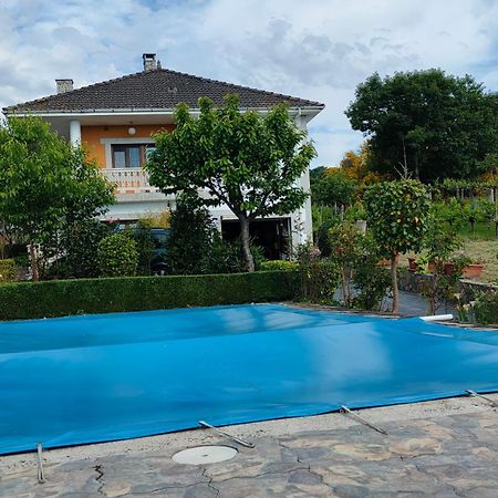 Villa Con Piscina En Panton Ribeira Sacra Galicia Ideal Para Familias Exterior foto